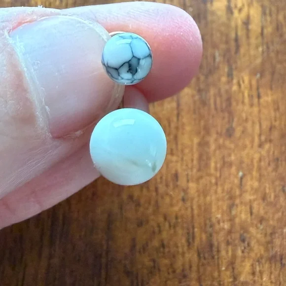 Fossil Gold and White Marble Earrings - Picture 2 of 5